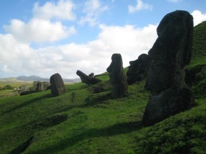 Los-guardianes-de-Rapa-NuiIsla-de-Pascua-300x225